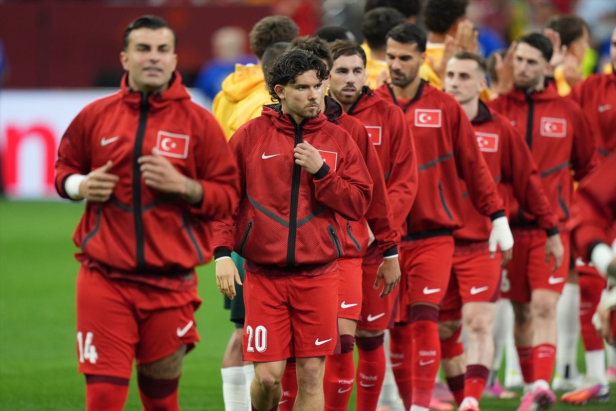 A Milli Takım’da Vincenzo Montella, Paraguay maçında ilk 11’de iki değişiklik yapacak