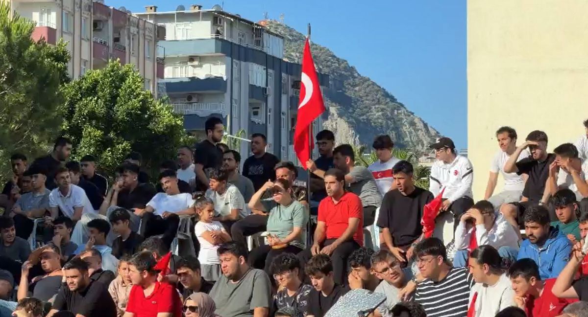 Adana’da Dünya Kupası Coşkusu