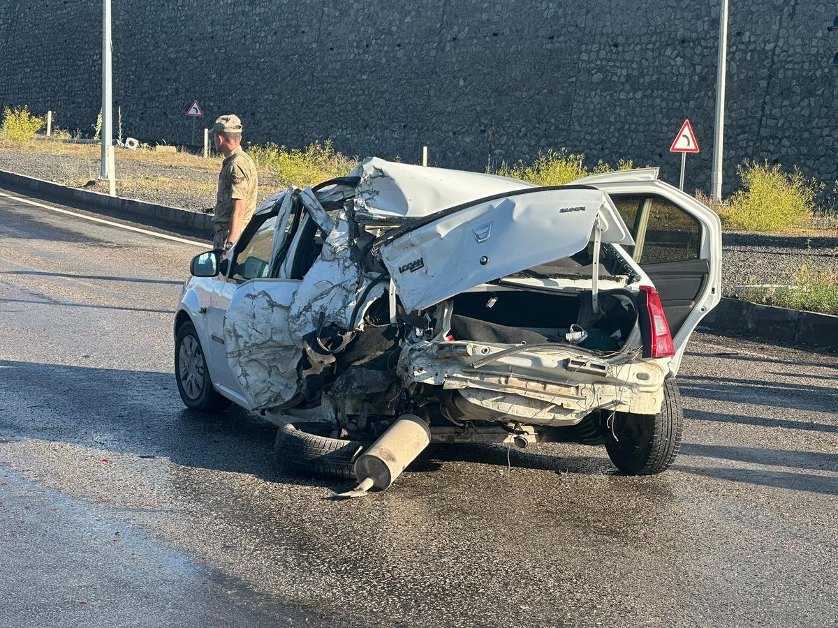 Ağrı’da İki Trafik Kazası: 1 Ölü, 6 Yaralı