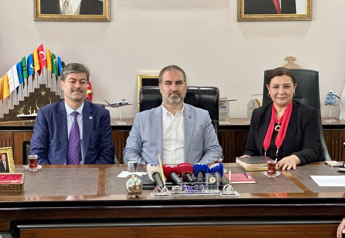 AK Parti’den ‘uyumak yok, son 2 yıl’ çağrısı