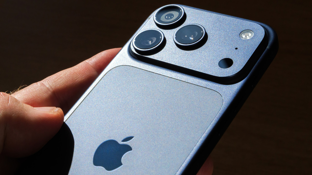 Apple, İPhone 17 Pro ile birlikte titanyumu neden terk etti?