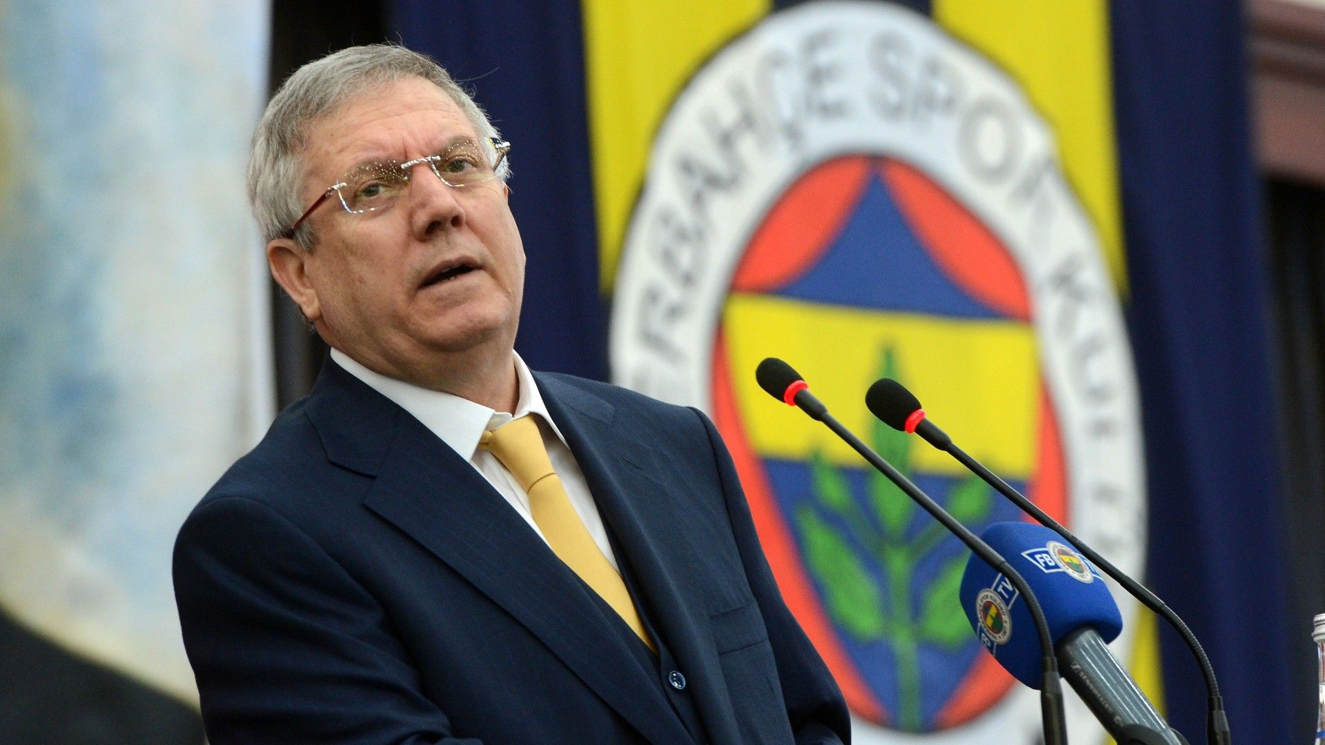 Aziz Yıldırım’dan Ali Koç ve Hakan Safi’ye birlik çağrısı