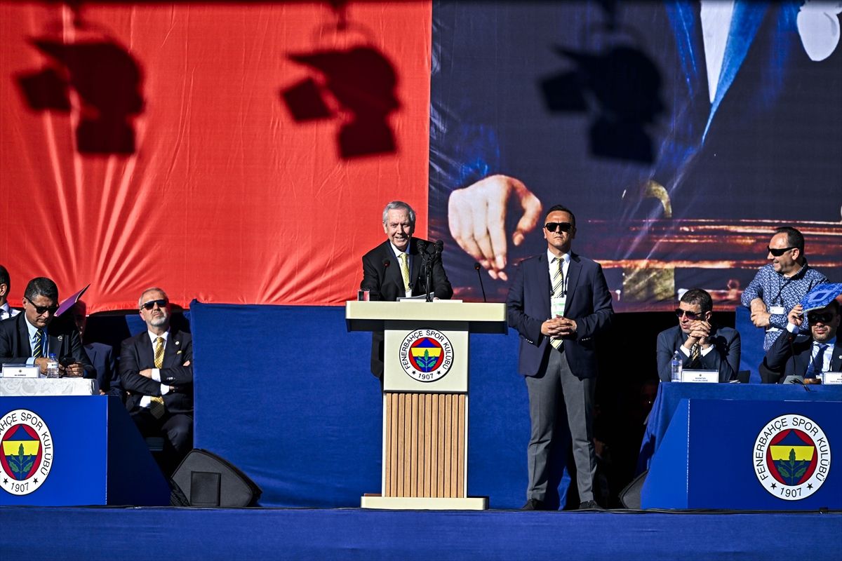 Aziz Yıldırım’dan Fenerbahçe Vurgusu
