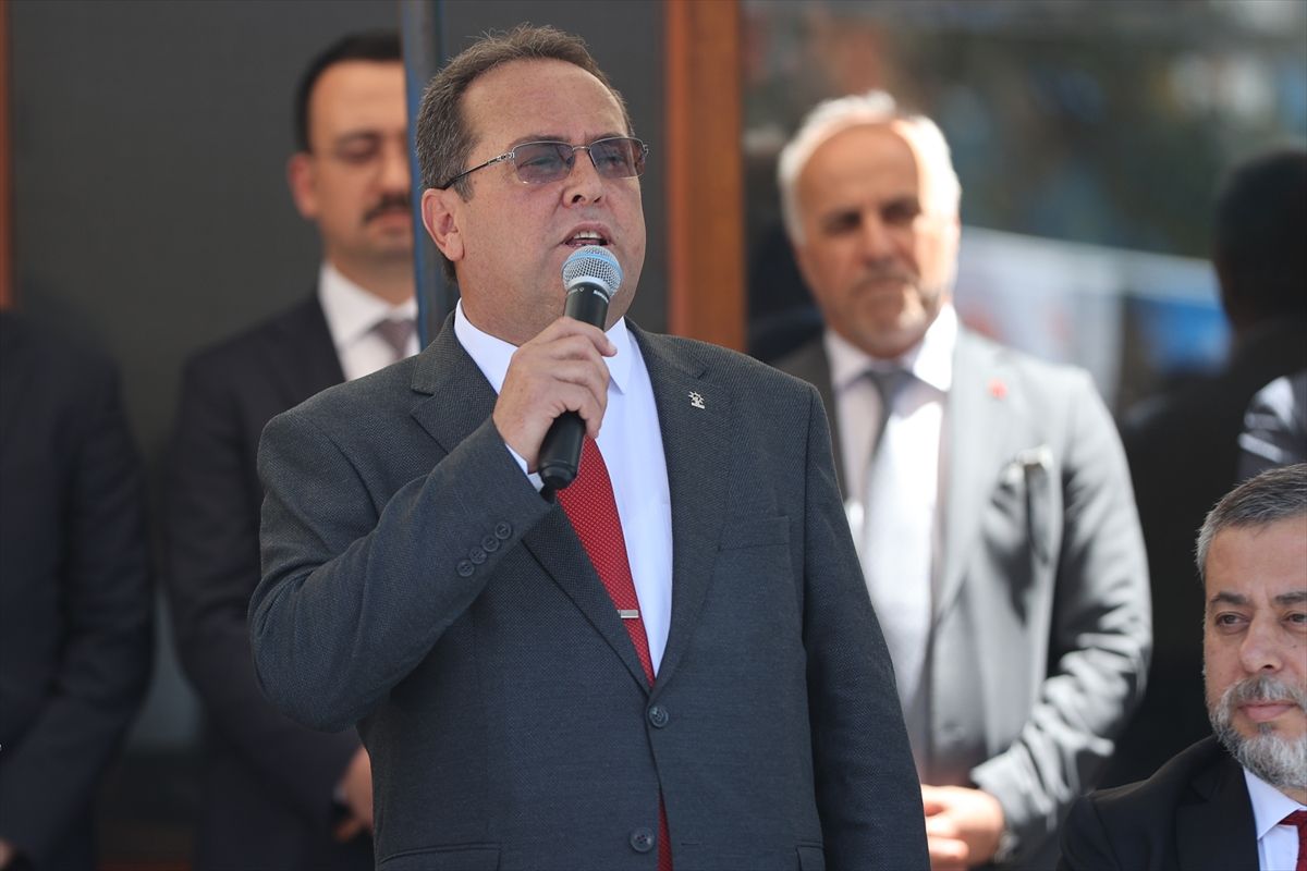 Bakan Gürlek Mustafapaşa’da Vatandaşlarla Buluştu