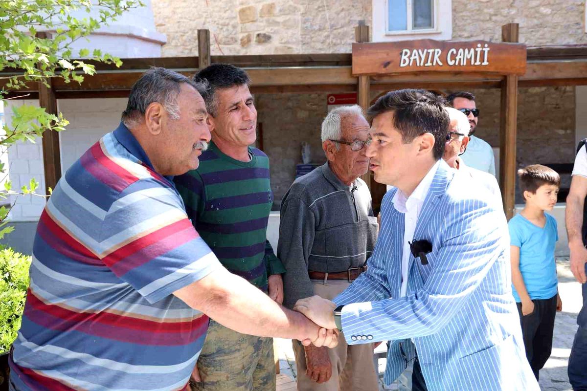 Başkan Ünlü: “Babalarımız toplumumuzun en önemli yapı taşlarından biridir”