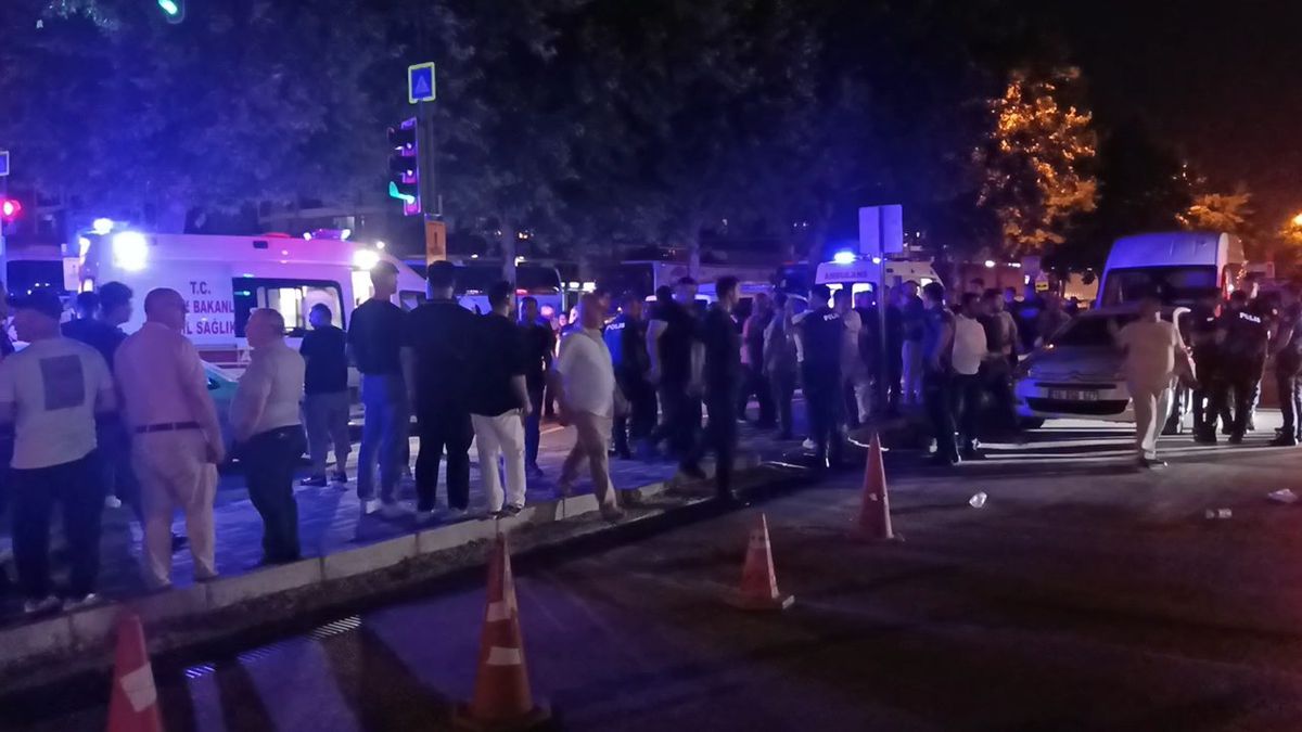 Bursa’da Bıçaklı Kavga: 3 Yaralı