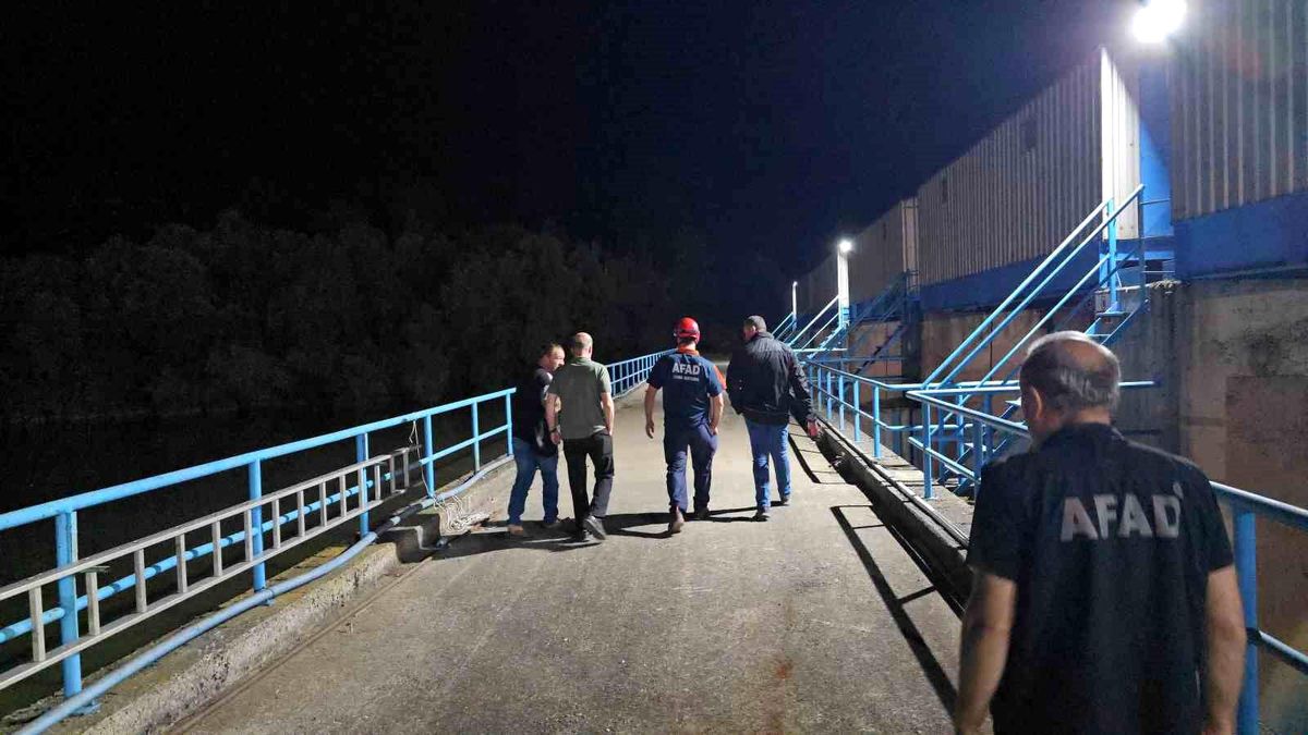 CHP’li Mustafa Erten Filyos Çayı’na Düştü