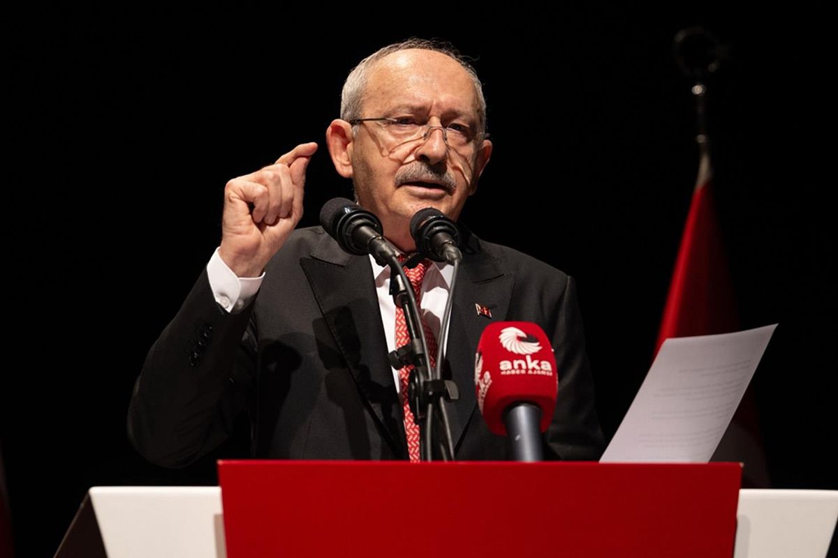 CHP’nin başına geçen Kılıçdaroğlu, 3 lideri defterden sildi