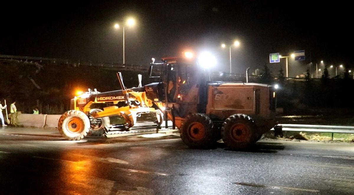 Denizli’de Sağanak ve Dolu: Su Baskınları
