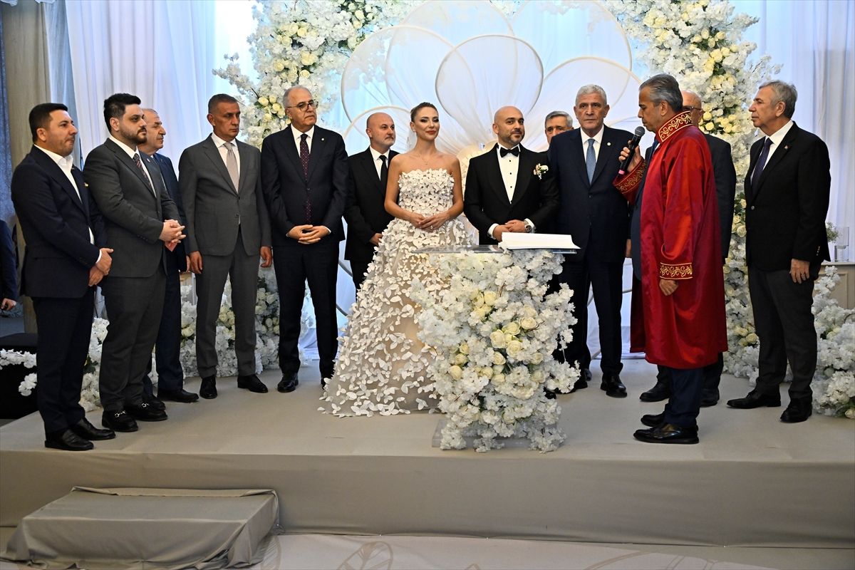 Dervişoğlu’ndan Nikah Şahitliği