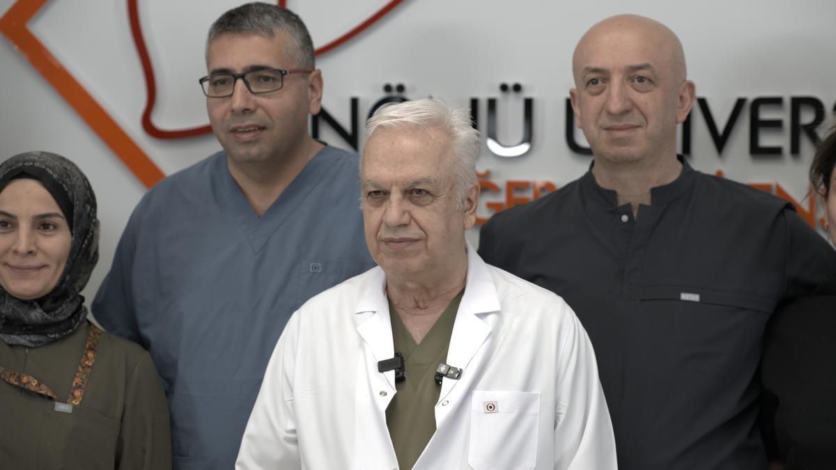Dünyada Bir İlk: 8’li Çapraz Karaciğer Nakli