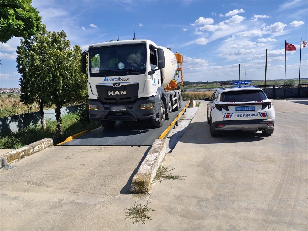 Edirne’de Sınır Aşan Kamyona 60 Bin Lira Ceza