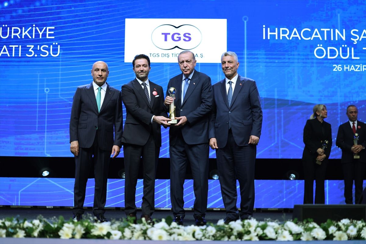 Erdoğan: 2025’te ihracat rekoru 395,9 milyar dolar