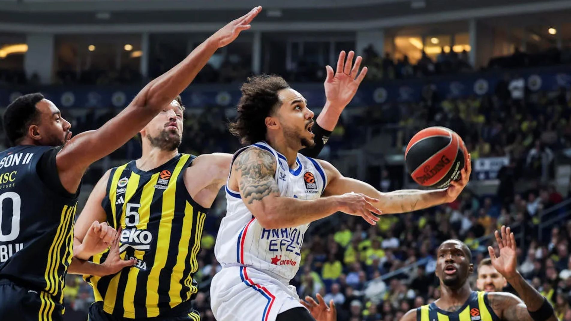 Fenerbahçe yıldızları bir bir bitiriyor! Larkin, Shields, Key…