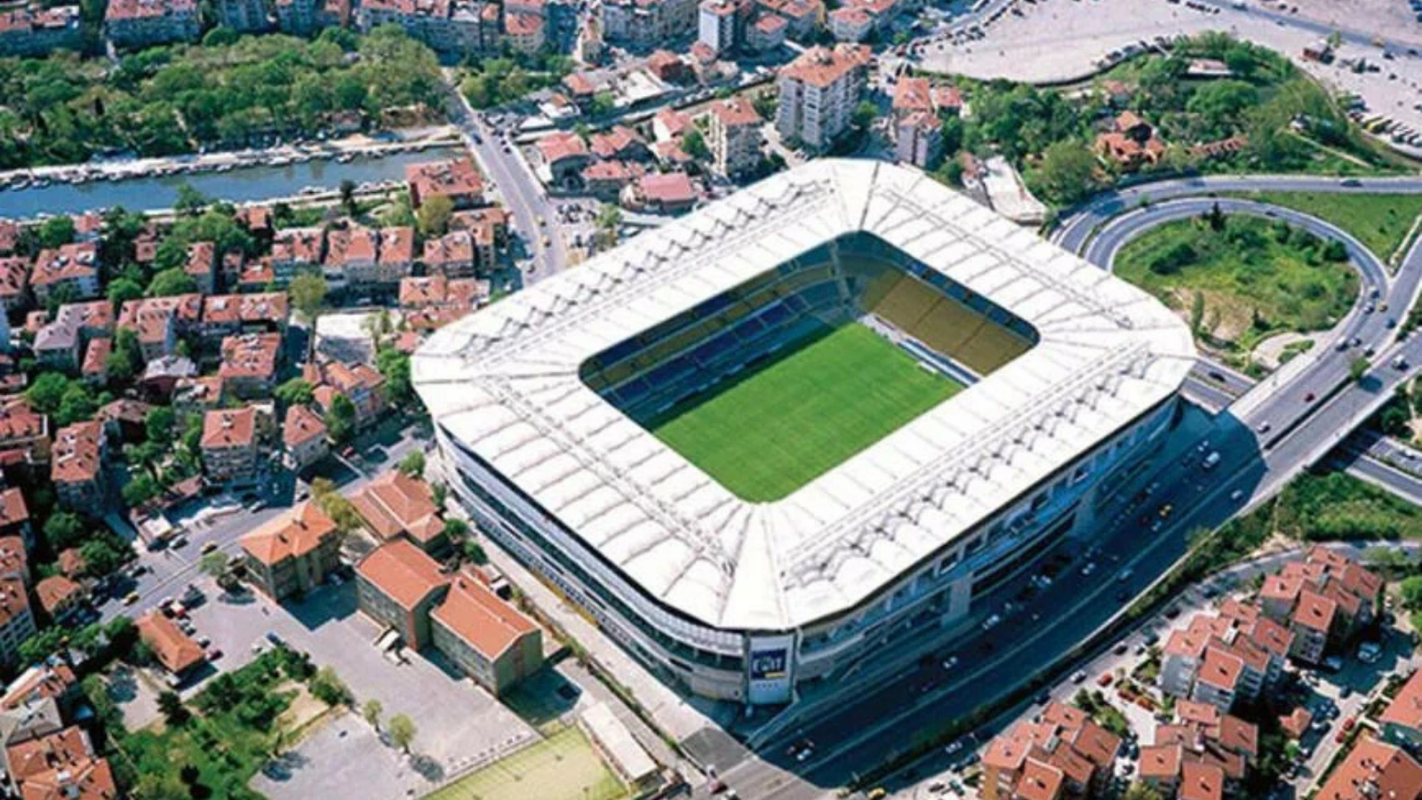 Fenerbahçe’ye stadyumdan para yağacak! Dev proje ve dev para…