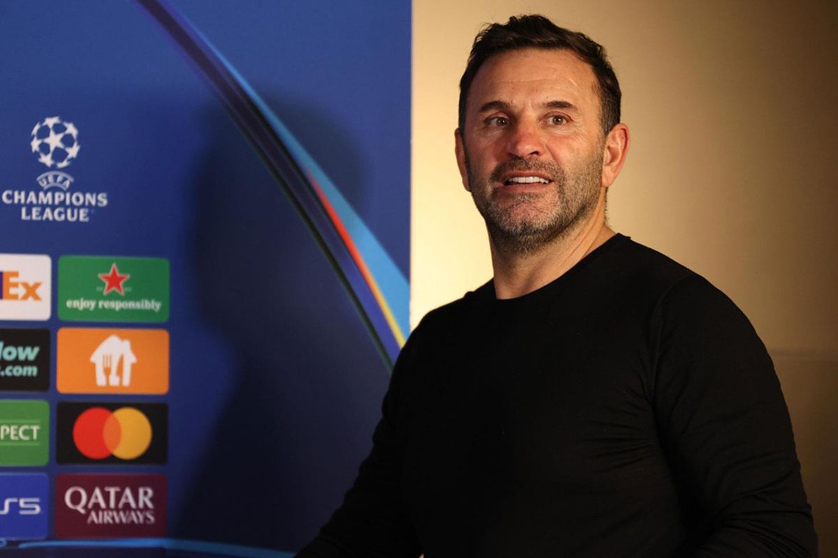 Galatasaray’da Okan Buruk ile imza vakti