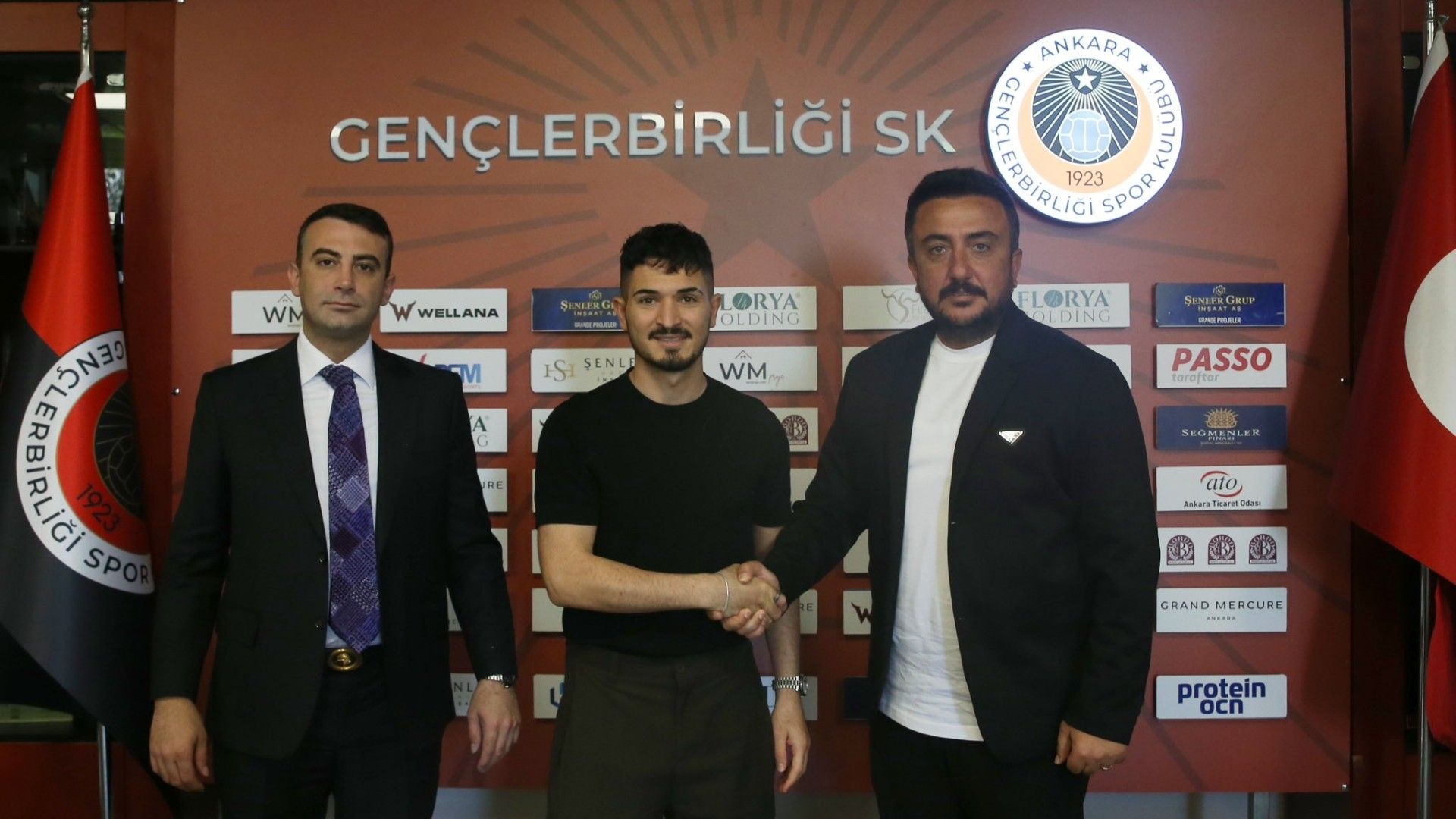 Gençlerbirliği’nde Fıratcan Üzüm yola devam dedi!