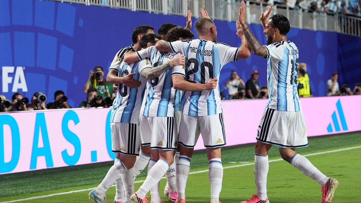 (GOLLER ve YAZILI ÖZET) Arjantin – Cezayir | Maç Sonucu: 3-0