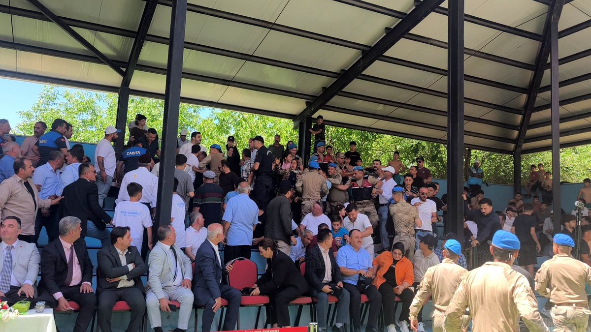 Güreş Festivali’nde Protesto Gerginliği