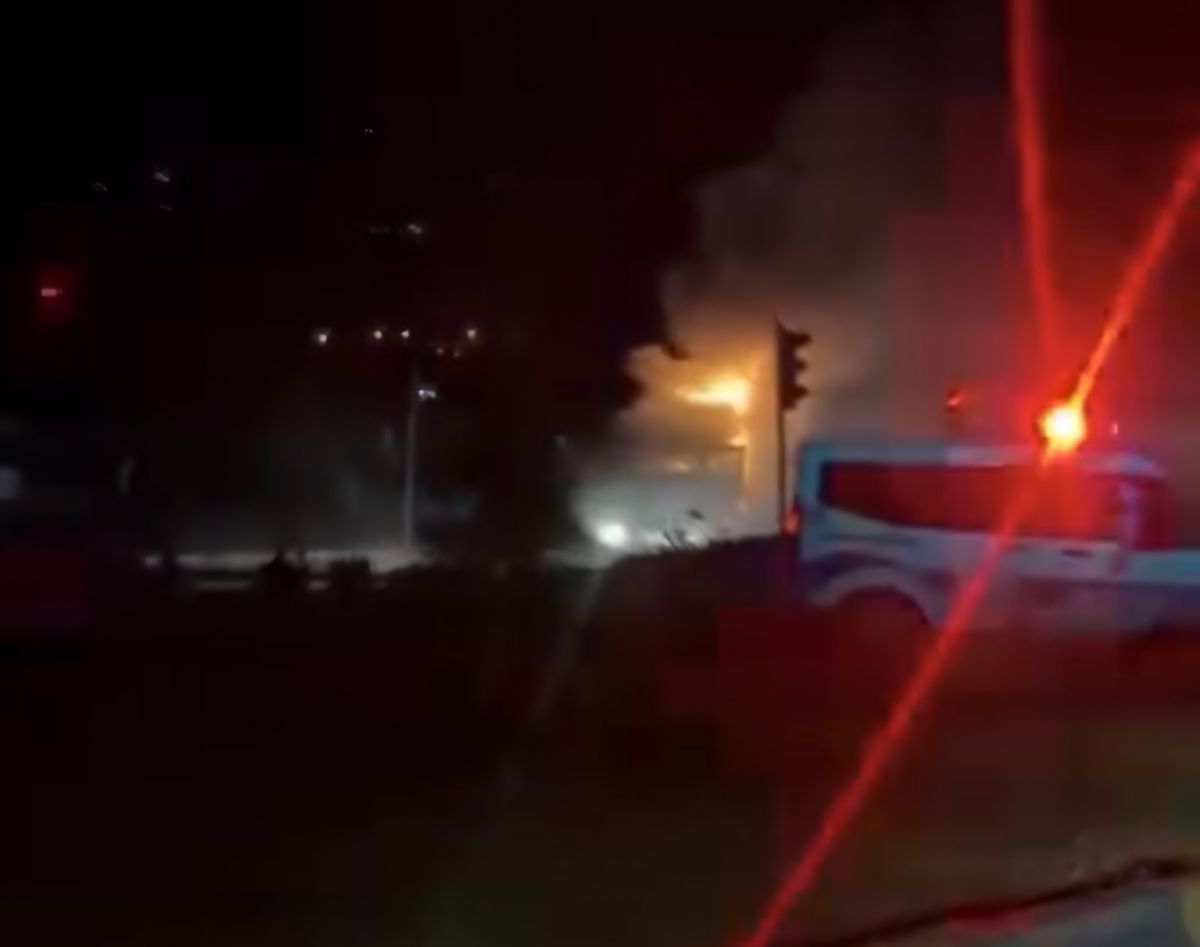 Hatay’da Seyir Halindeki TIR Alev Aldı