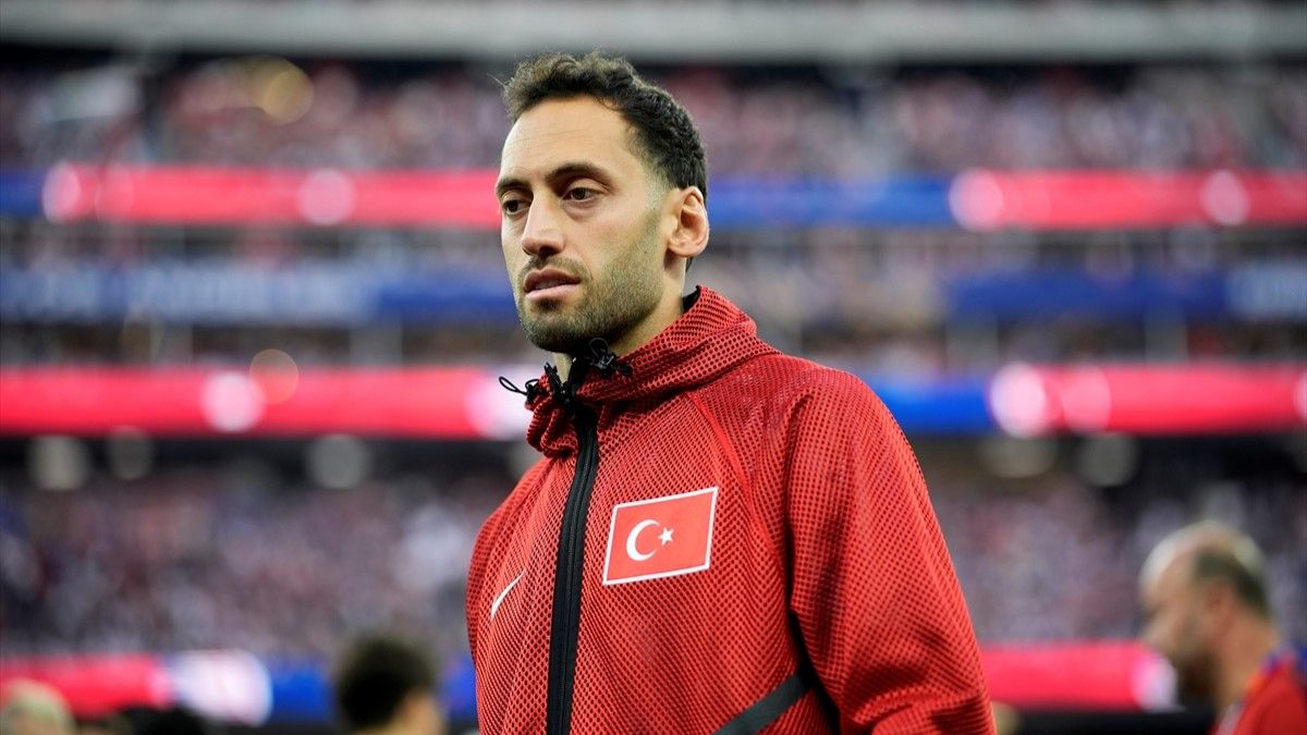 Inter’den Hakan Çalhanoğlu kararı! Sözleşme imzalanmayacak ama…