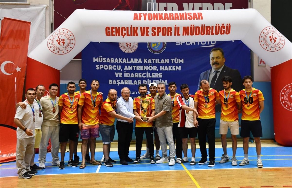 İşitme Engelliler Voleybol Şampiyonası Afyonkarahisar’da
