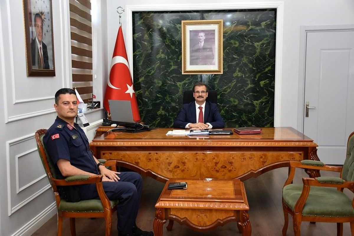 Jandarma Komutanı Karaaslan’dan Veda Ziyareti