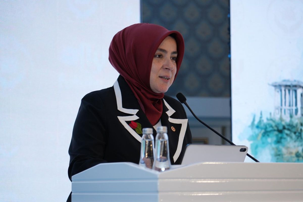 Kadınların kamusal hayata katılım engelleri kaldırıldı