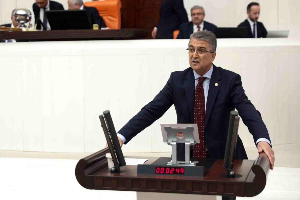 Kamil Aydın’dan Naim Hoca’ya Tepki