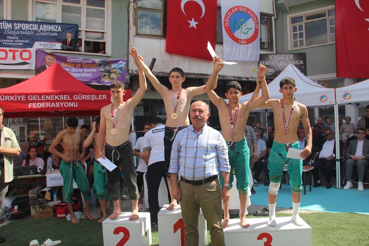 Karakucak Güreşi Şampiyonası Oğuzlar’da Yapıldı