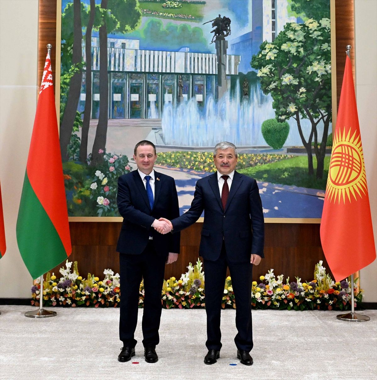 Kırgızistan-Belarus Ticaret Hedefi 500 Milyon Dolar