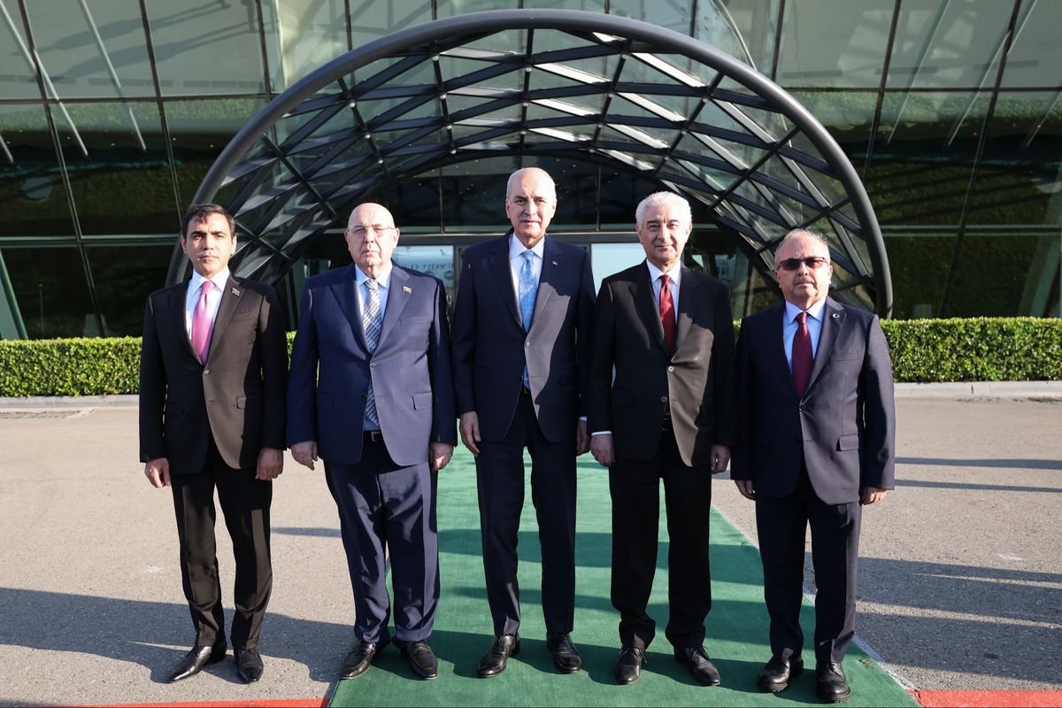 Kurtulmuş Bakü’de İSİPAB Konferansı’na Katıldı
