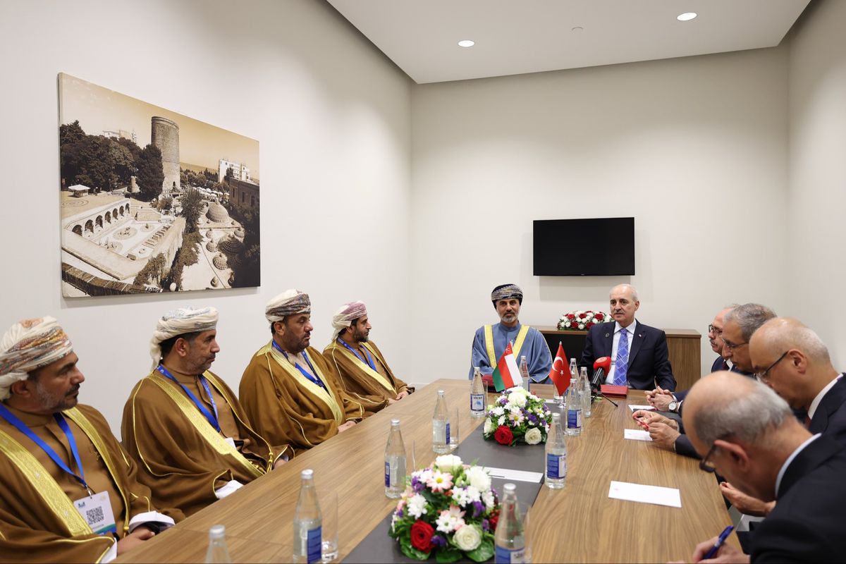 Kurtulmuş ve Al Maawali Bakü’de Görüştü