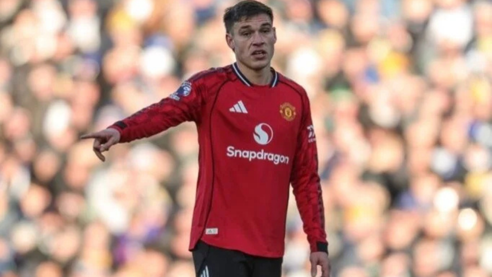 Manchester United’a Ugarte’den kötü haber!