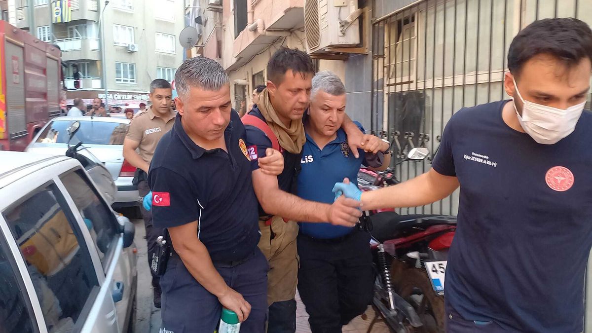Manisa’da Yangında 4 Kedi Hayatını Kaybetti