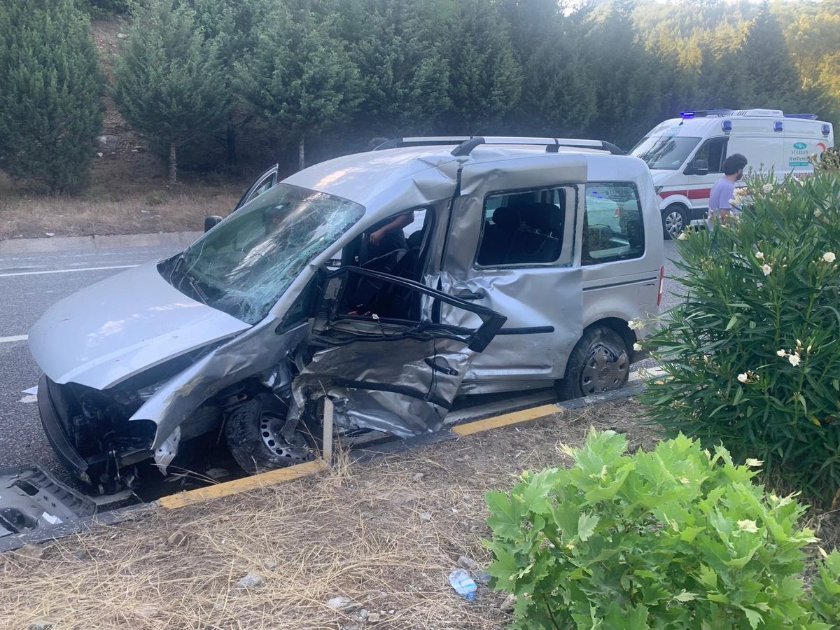 Marmaris’te Trafik Kazası: 1 Ölü, 3 Yaralı