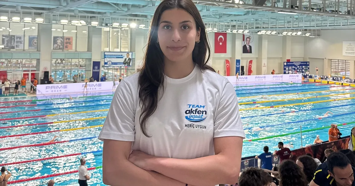 Milli Yüzücü Meriç Uygun’dan Türkiye Şampiyonluğu