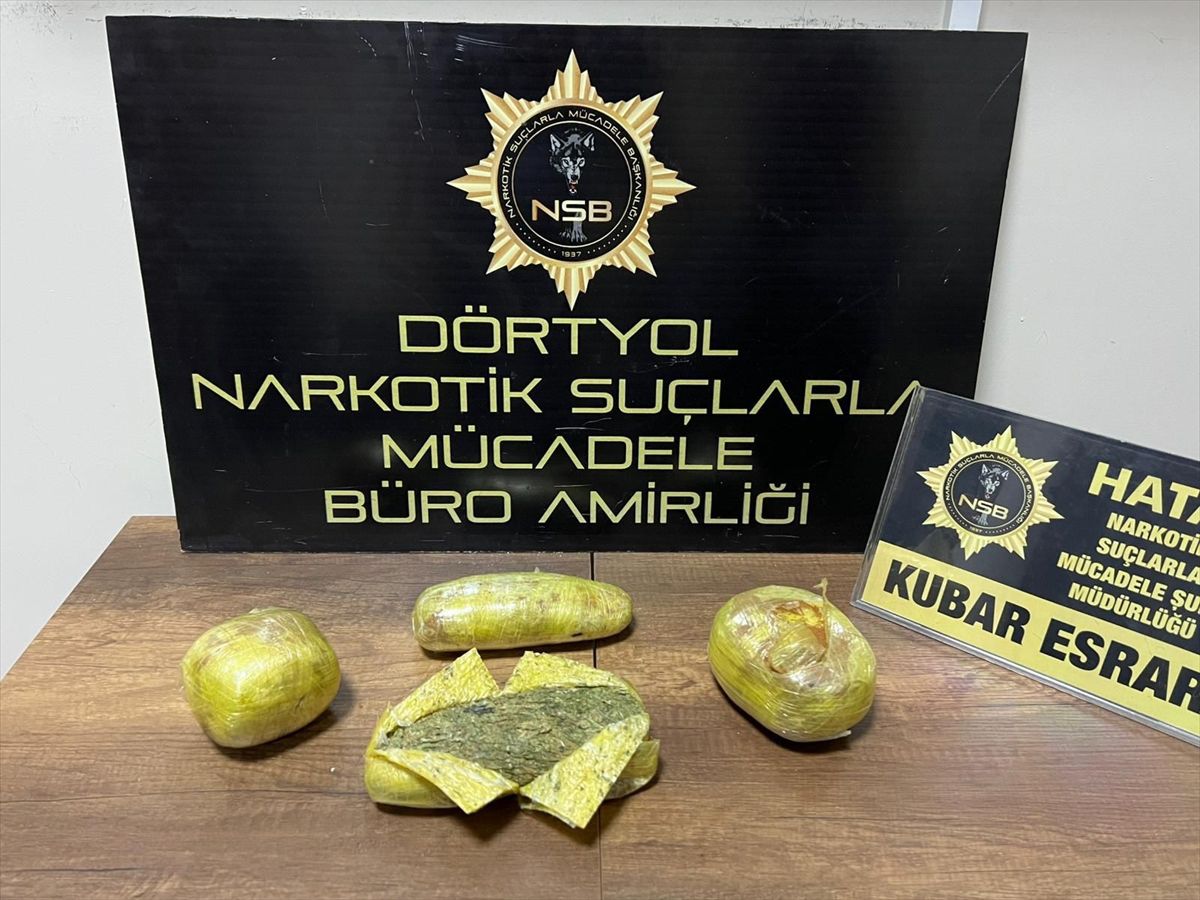 Motosiklette 1,3 Kilo Esrar Ele Geçirildi
