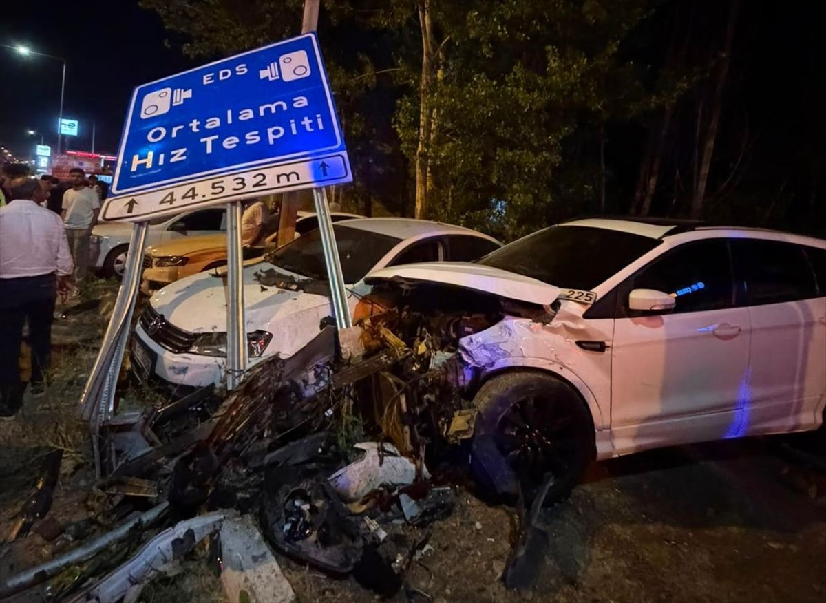 Muş’ta Trafik Kazası: 3 Yaralı