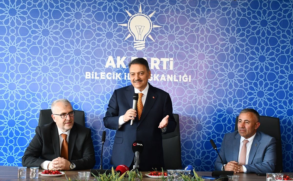 Öğütken Bilecik’te Partililerle Buluştu