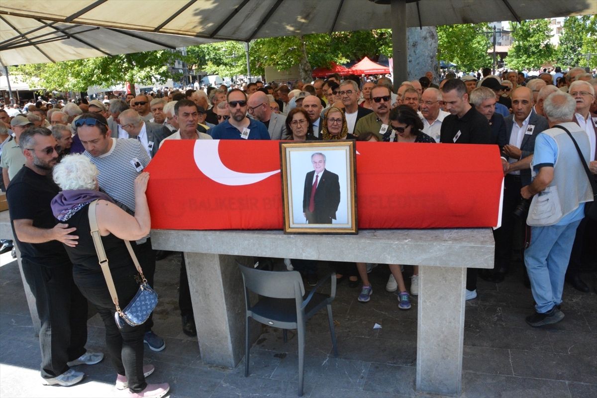 Orhan Sür Balıkesir’de Defnedildi
