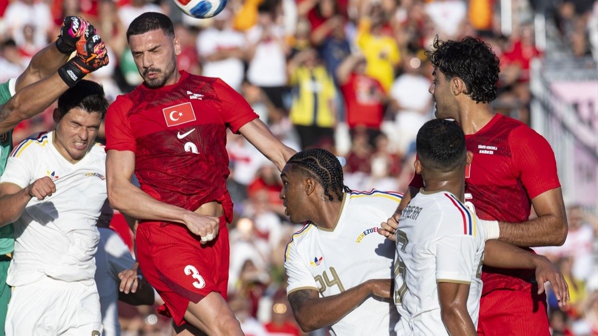 Ozan Kabak: “Dünya Kupası maçları çok daha farklı geçecek”