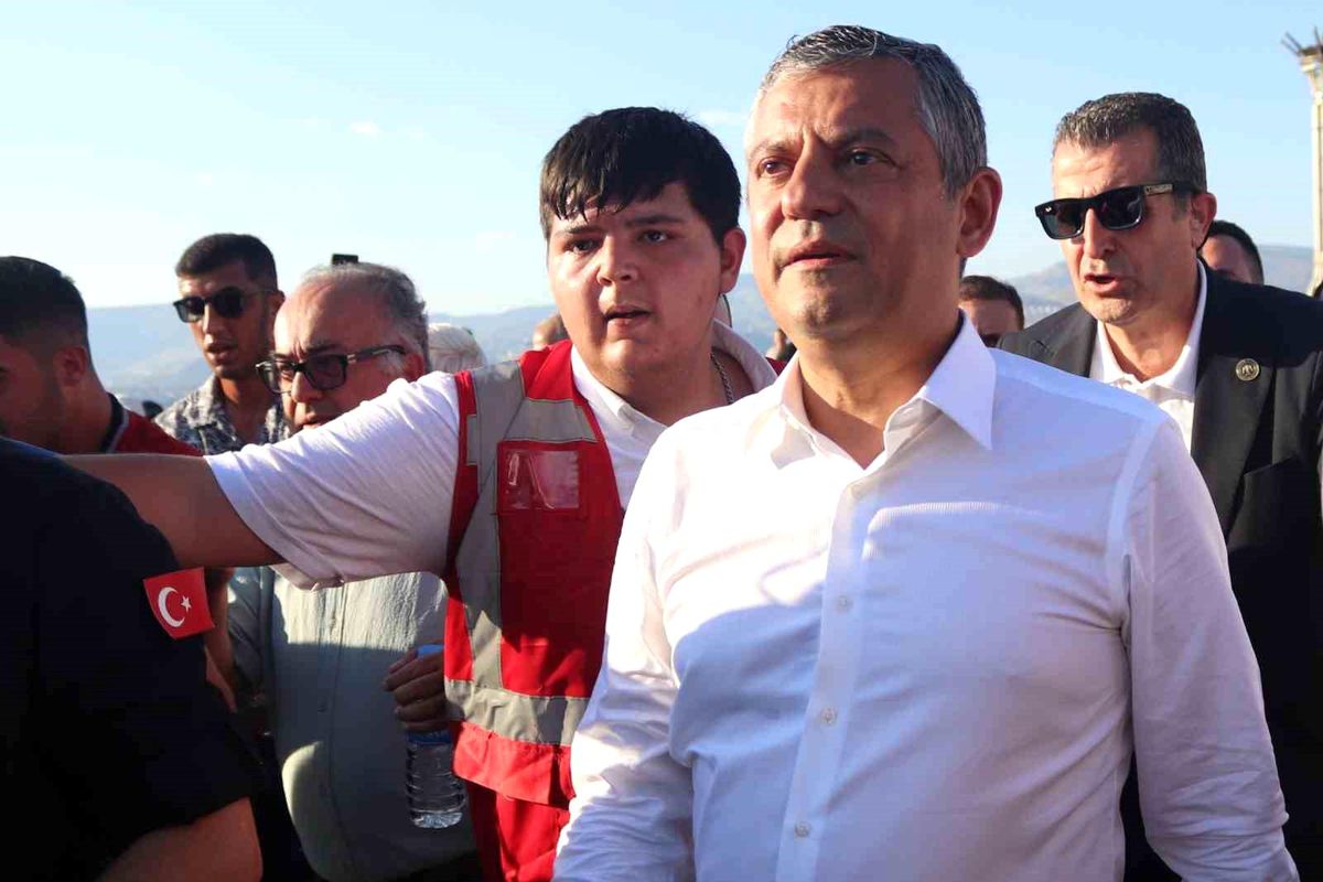Özgür Özel: “Cemil Bey’le bir sorunumuz yok”