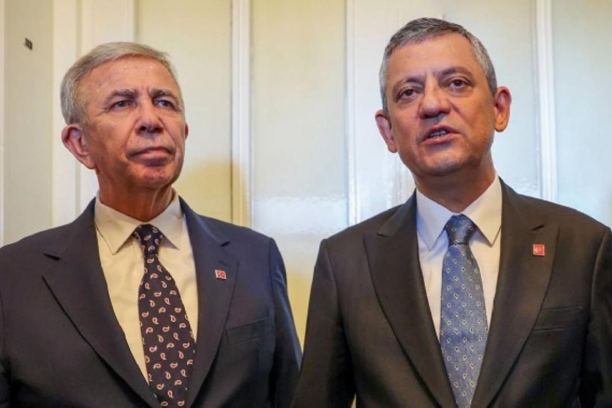 Özgür Özel ile Mansur Yavaş grup toplantısı sonrası Manisa’ya gidecek