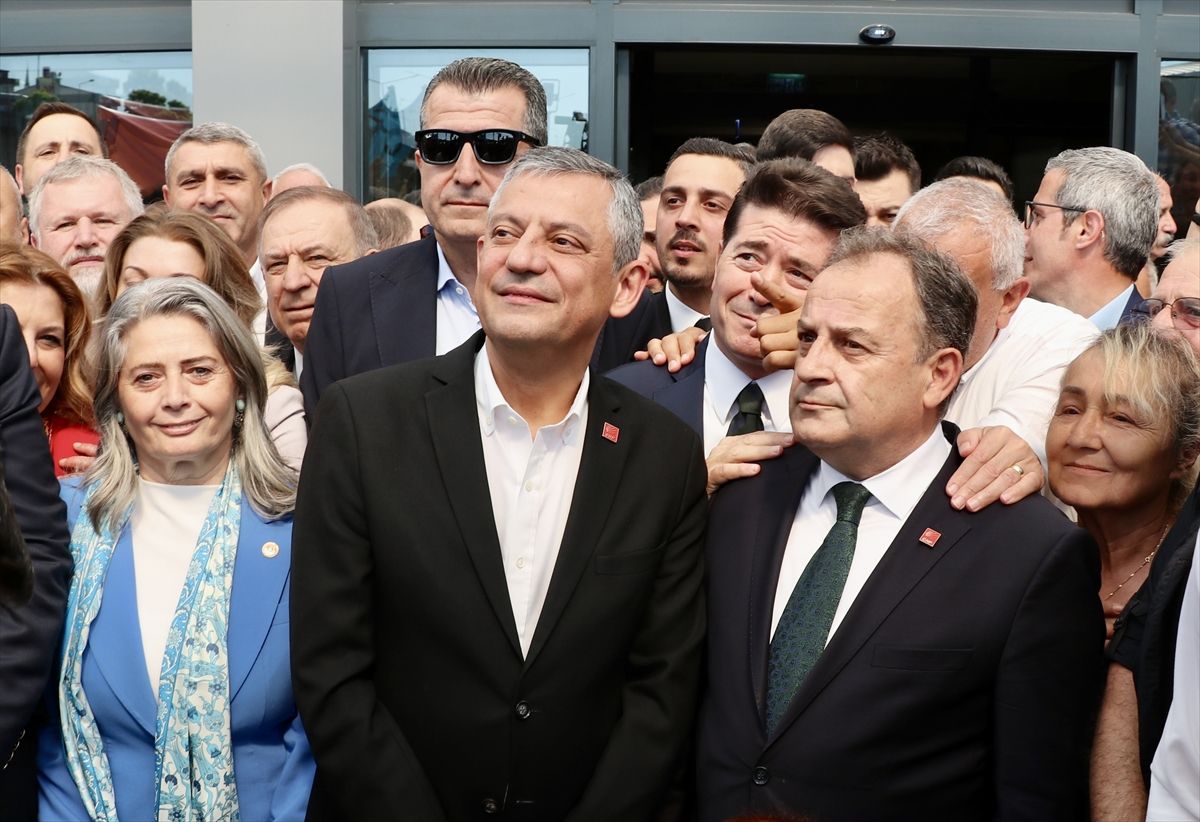 Özgür Özel, Trabzon’da Destekçilere Teşekkür Etti