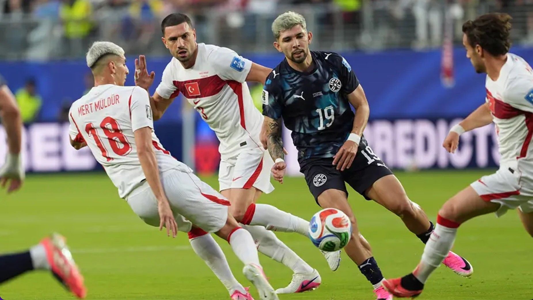 Paraguay maçı sonrası Türkiye, Avrupa’da gündem oldu! Atılan manşetler