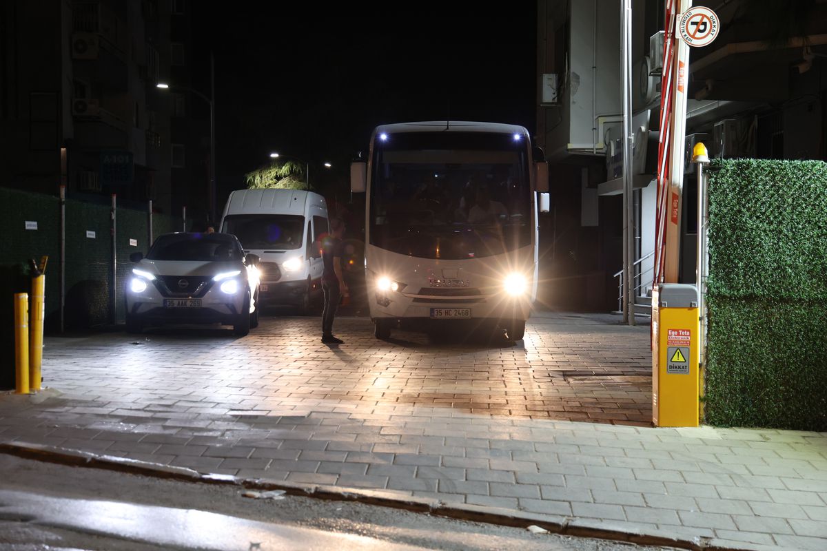 Seferihisar’da Rüşvet Operasyonu: 20 Gözaltı