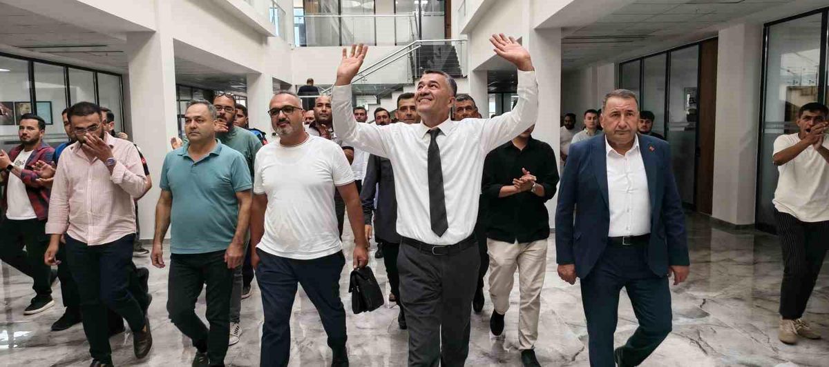 Silifke Belediye Başkan Vekili CHP’li Oğuzhan Kökten oldu