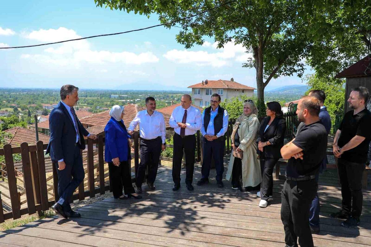 TBMM heyeti Düzce’de Konuralp Antik Kenti’ni inceledi