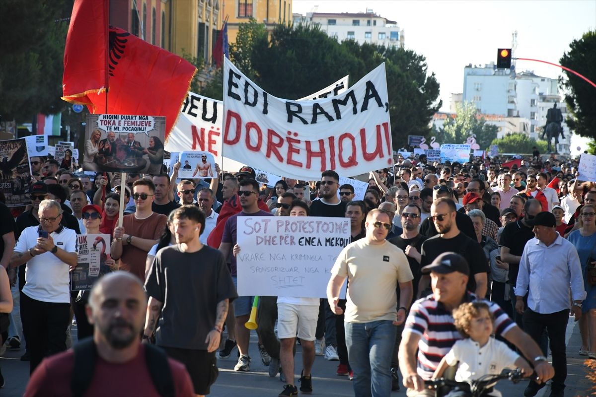 Tiran’da Trump ailesine bağlı turizm projesi protestosu